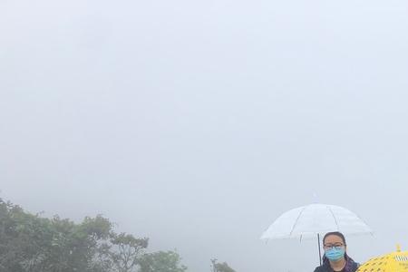 和女生爬山后女生态度冷淡