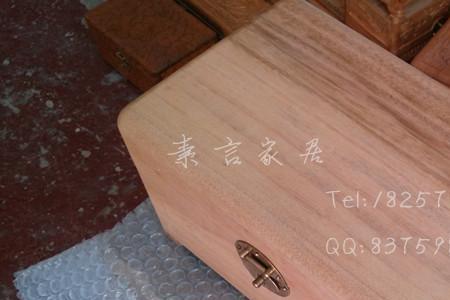 香樟木放置久了会变成什么色