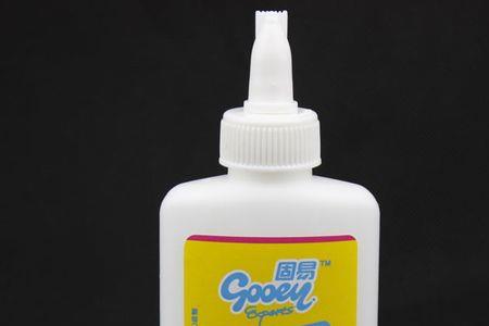 乳白胶是否有毒