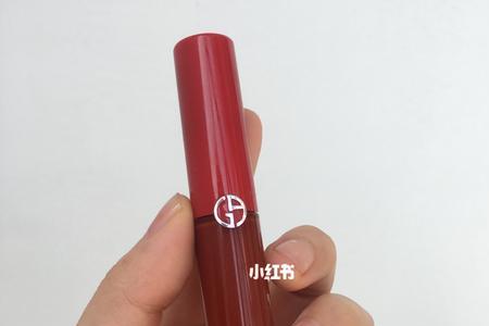 阿玛尼唇釉为什么那么容易粘牙