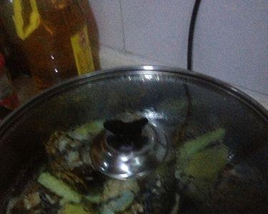 凉粉蒸螃蟹的做法