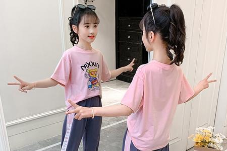 15岁女生说话像小学生怎么办
