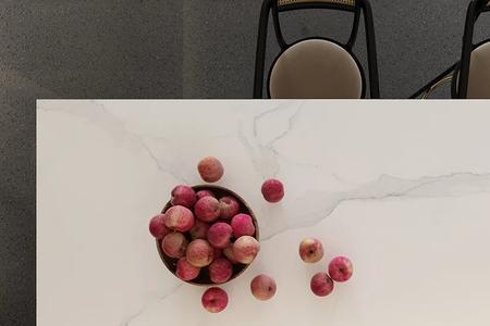 岩板和岩板复合钢化玻璃优缺点