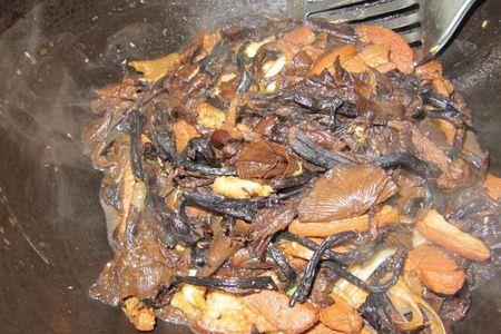 炖牛肉放干蘑菇可以吗