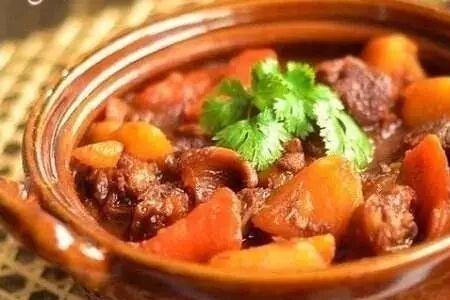 炖肉是用白萝卜还是红萝卜好