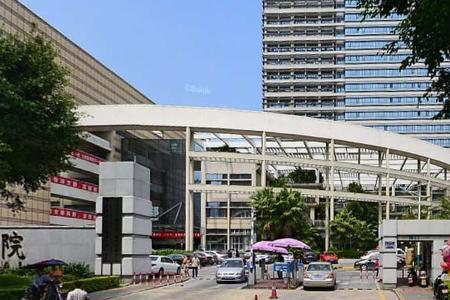 广州第三附属医院哪里有停车场