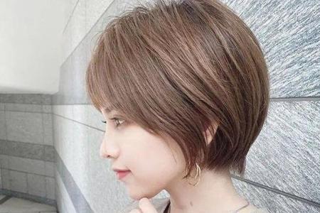 头发重纱适合剪什么短发