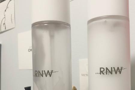 rnw水乳有致痘成分吗