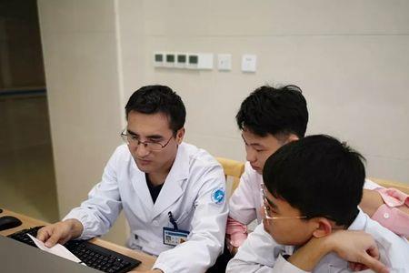 医学研究生还要实习吗