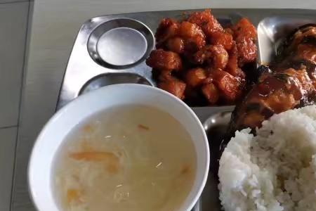 大连理工盘锦校区几个食堂