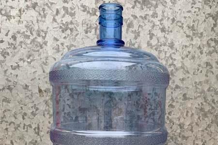 15升饮水桶用什么胶
