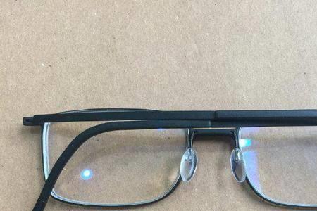 塑料眼镜框变形了能修吗
