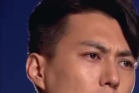 荣石的管家叫什么名字