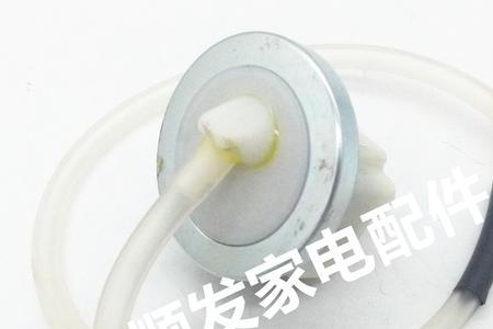 洗衣机更换了水位传感器还显示e2