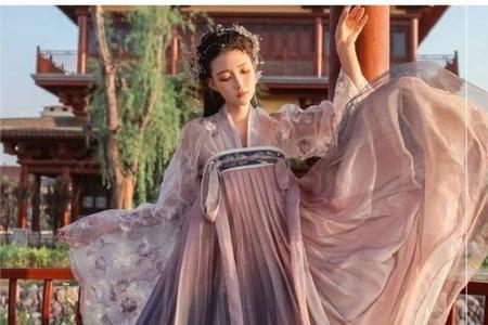 齐胸汉服里面穿什么文胸
