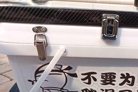 野钓钓箱鲫鱼鲤鱼带什么装备
