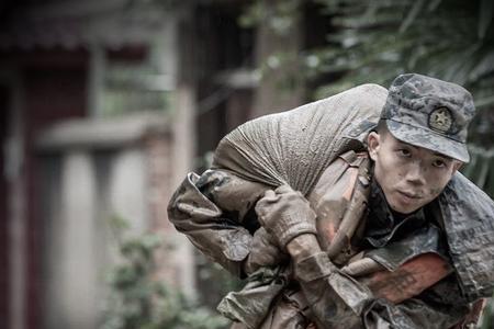 农民子弟兵什么意思