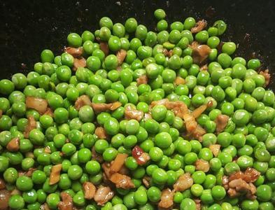 荷兰青豆炒肉家常做法