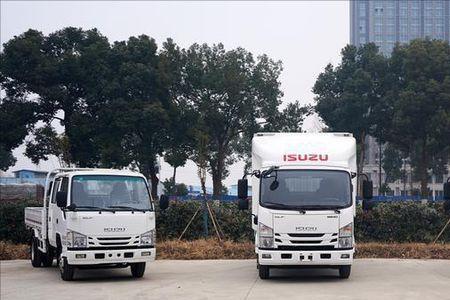 庆铃m100和庆铃kv100哪个动力好