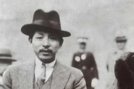 如何评价张学良