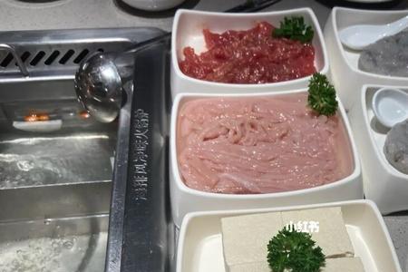 海底捞400够四个人吃吗