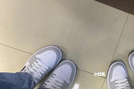 aj小迪奥配什么袜子