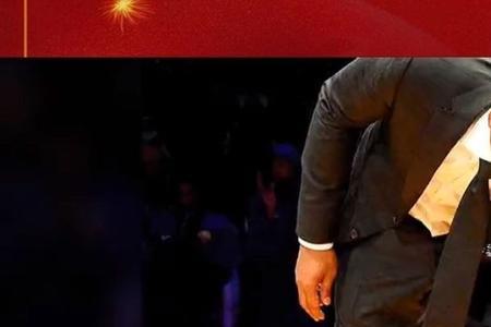 科比挑战蛇池蛇为什么不咬人