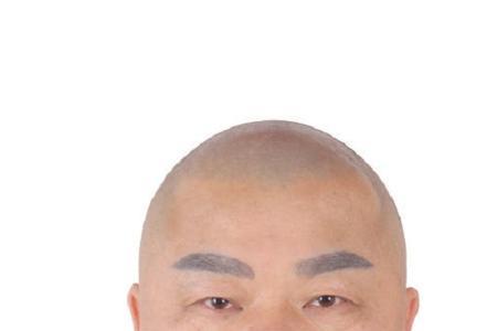 出家人姓释还能留头发吗