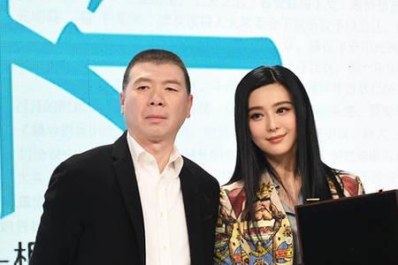 勾肩搭背和搂搂抱抱的区别