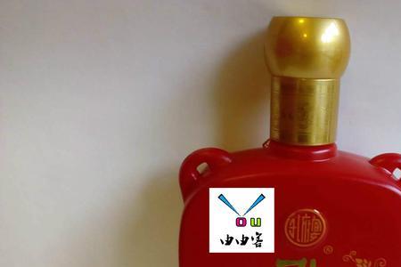 荷香型白酒
