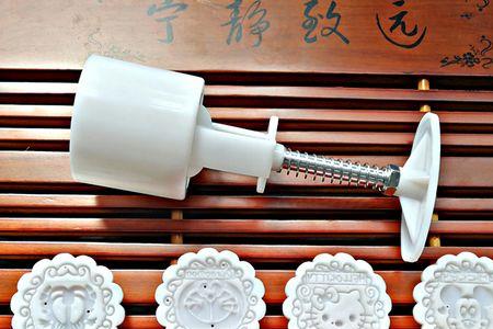 50克的月饼模具馅多少克