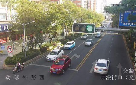 违章怎么调监控图像