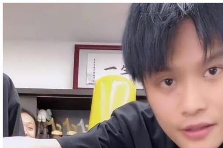 疯狂小杨哥直播怎么买东西