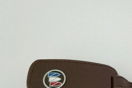 别克英朗钥匙扣的更换方法