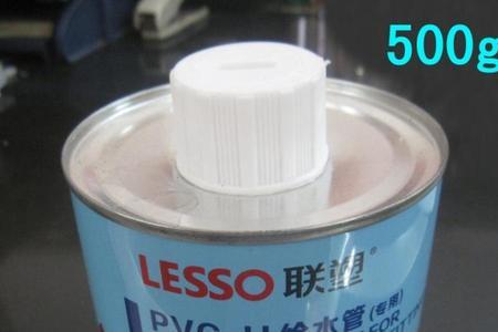 802胶水可以粘塑料水管