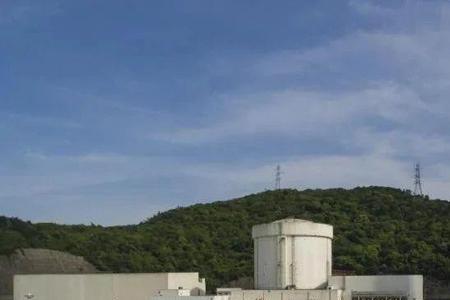 秦山核电站和福岛核电站哪个大