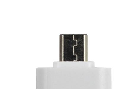 手机转接头是转换器吗