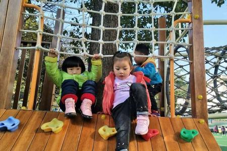 幼儿园小朋友挠人怎么办