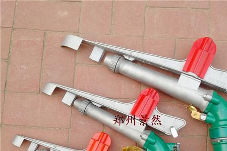 摇臂喷枪耐磨垫的安装方法