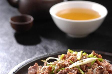 状元哥葱爆羊肉的家常做法