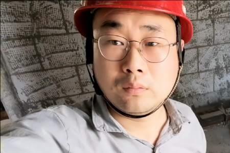 槽钢层一般用多大的槽钢