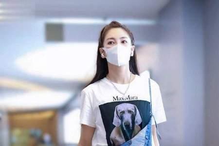 12岁的女孩子穿背带裤配什么发型