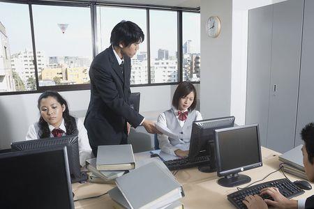 工厂办公室文员内勤主要做什么