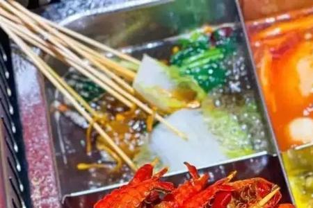 蓉串串火锅可以自带酒水吗