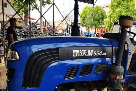 雷沃拖拉机是哪个国家的