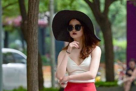为什么女生的腿特别圆润
