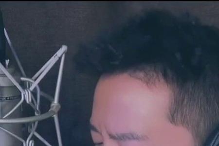 一首鬼哭狼嚎的女声歌