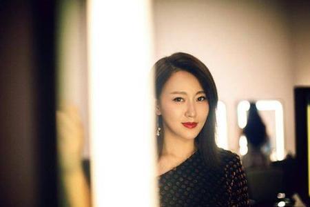 潘长江女儿潘阳学历