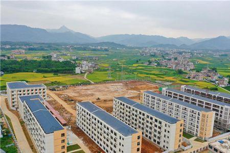 贺州市有几个实验中学