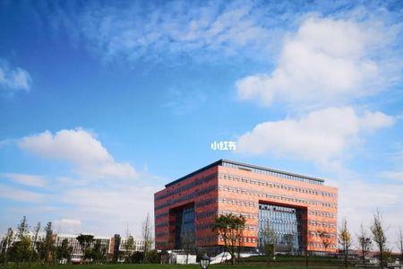 成都大学图书馆进入流程